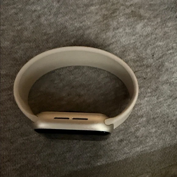Apple Watch SE (2nd gen) - Picture 5 of 6